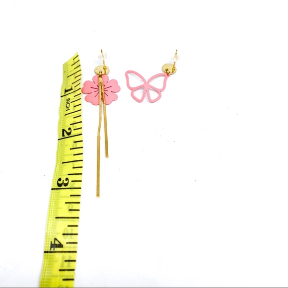 NWT Butterfly Floral Pink & Gold Dangle Earrings - Picture 4 of 4